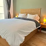 Veleta In アパート *